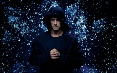 南亚体育独家-B席女友晒照引发球迷热议