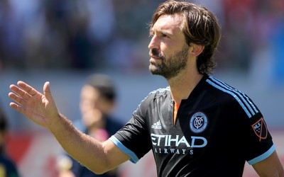 南亚体育动态-于帕梅卡诺让对手疯狂庆祝