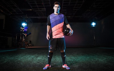 南亚体育焦点-以色列队友谊赛逼平世界冠军